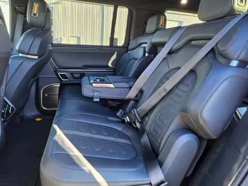 Used 2023 Rivian R1S Launch Edition AWD/4WD image 20