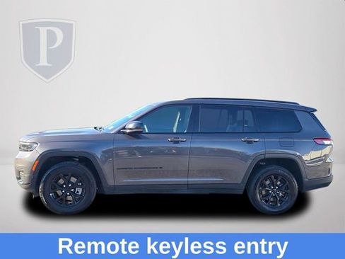 Used 2024 Jeep Grand Cherokee L Laredo image 10