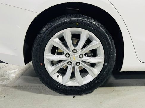 Used 2023 Chevrolet Malibu LT image 10