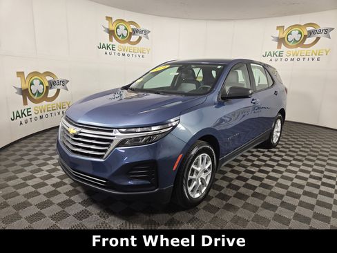 Used 2024 Chevrolet Equinox LS FWD image 3