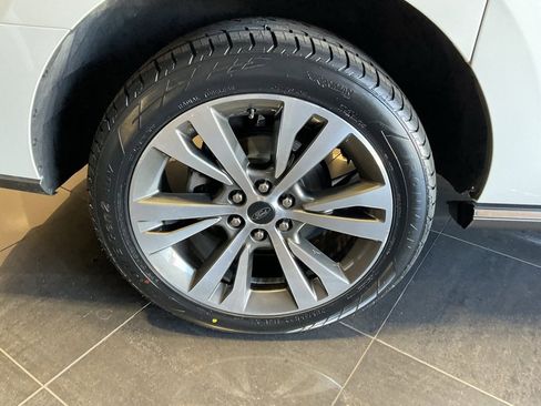 Used 2021 Ford Expedition Max Limited image 7