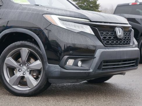 Certified 2020 Honda Passport Touring image 3