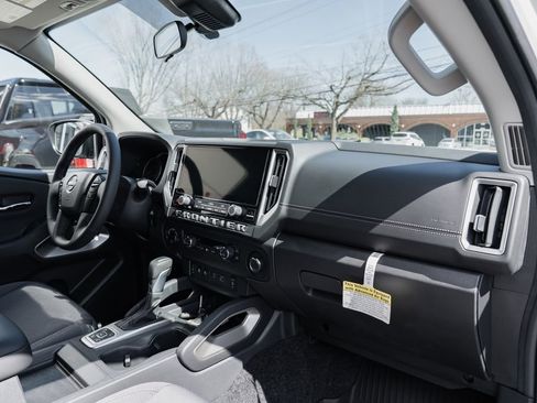 New 2026 Nissan Frontier SV w/ All-Weather Content Package AWD/4WD image 30