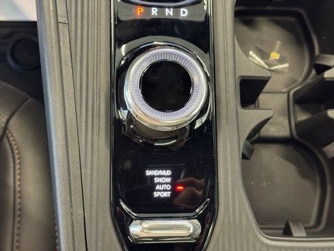 New 2026 Jeep Cherokee Limited AWD/4WD image 25