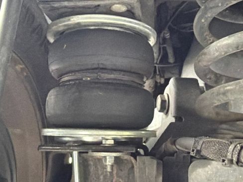 Used 2021 RAM 2500 4x4 Mega Cab Laramie image 42