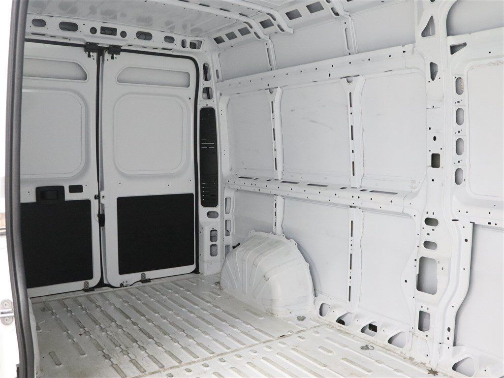 Used 2025 RAM ProMaster 2500 w/ Convenience Group FWD image 20