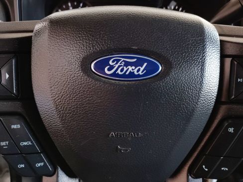Used 2022 Ford F350 XL w/ Power Equipment Group AWD/4WD image 25
