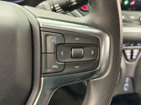Used 2025 Chevrolet Blazer LT AWD/4WD image 24