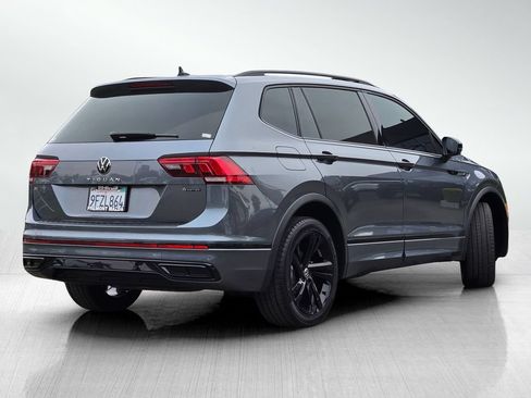 Used 2023 Volkswagen Tiguan SE R-Line AWD/4WD image 4