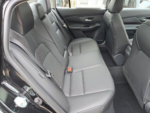 New 2026 Nissan Sentra SR FWD image 19
