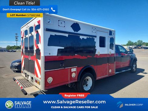 Used 2017 Ford F550 4x4 SuperCab Super Duty image 4
