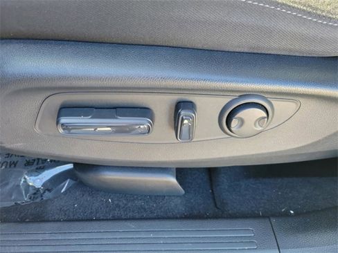 Used 2024 Honda CR-V EX image 16