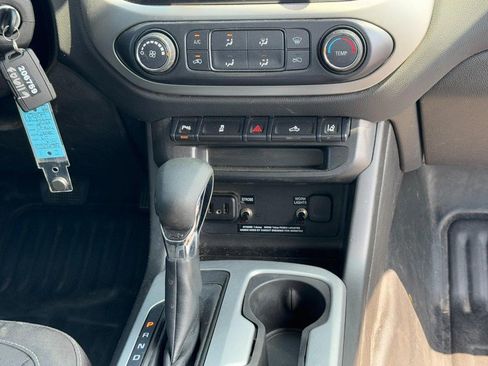 Used 2022 Chevrolet Colorado LT w/ Fleet Safety Package RWD image 14