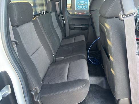 Used 2011 Chevrolet Silverado 3500 LT image 12