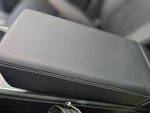 Used 2025 Tesla Model Y Long Range image 27