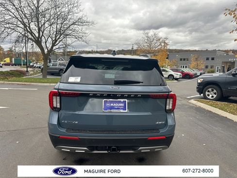 New 2026 Ford Explorer Active w/ Active Comfort Package image 6