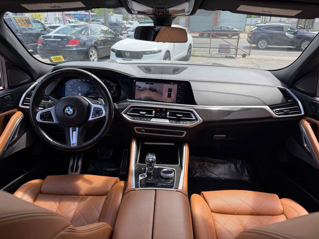 Used 2023 BMW X6 M50i w/ Executive Package AWD/4WD image 17