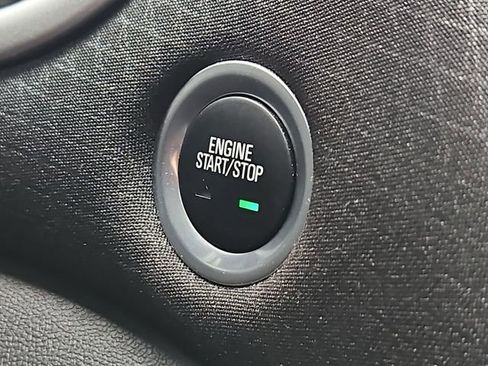 Used 2025 Chevrolet Malibu LT image 19