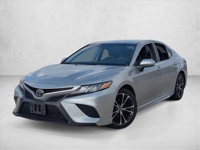 Used 2018 Toyota Camry SE