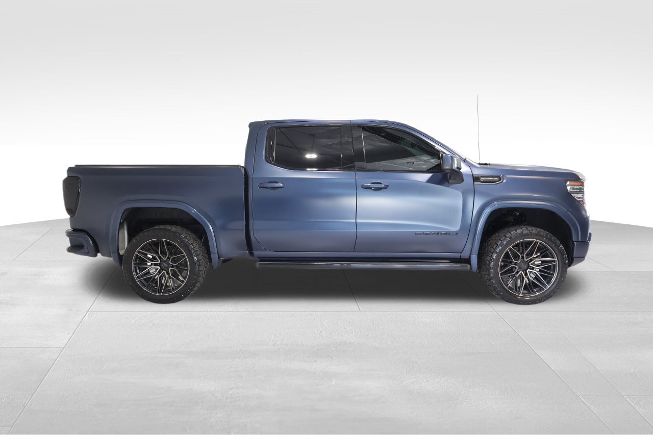 Used 2022 GMC Sierra 1500 Denali Ultimate AWD/4WD image 5