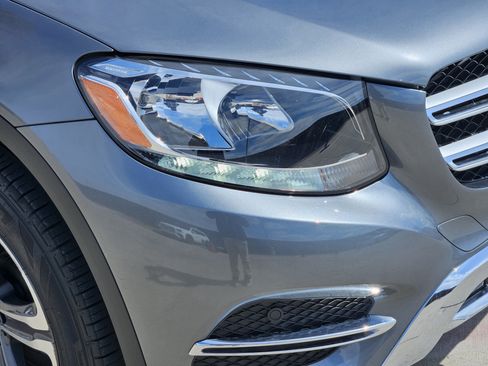 Used 2018 Mercedes-Benz GLC 300 image 6