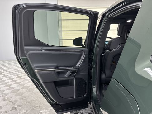 Used 2023 Rivian R1T Adventure image 17