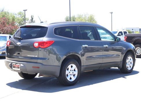 Used 2011 Chevrolet Traverse LS AWD/4WD image 6
