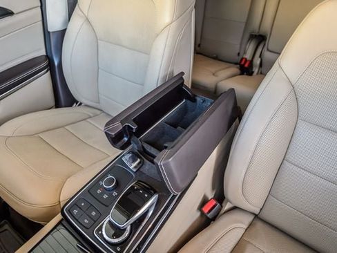 Used 2018 Mercedes-Benz GLS 550 4MATIC image 39