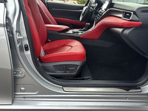 Used 2024 Toyota Camry XSE w/ Navigation Package image 18