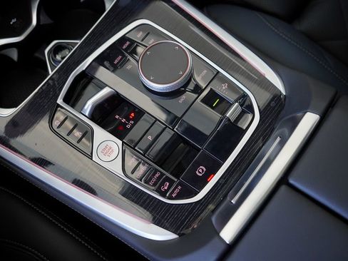 New 2026 BMW X7 xDrive40i w/ M Sport Package image 18