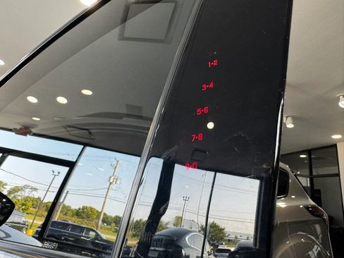 Used 2017 Ford Escape SE w/ Equipment Group 201A FWD image 34