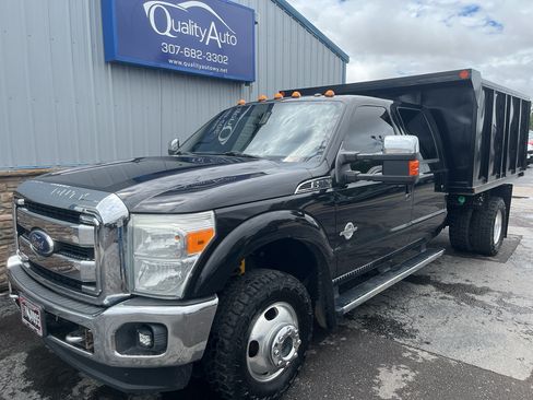 Used 2011 Ford F350 Lariat w/ Lariat Ultimate Pkg AWD/4WD image 2