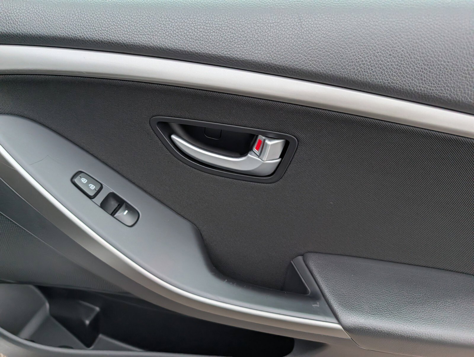 Used 2013 Hyundai Elantra GT FWD image 25