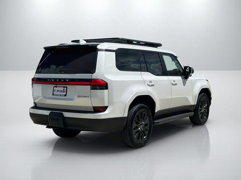 Used 2026 Lexus GX 550 w/ Accessory Package (2T) AWD/4WD image 5
