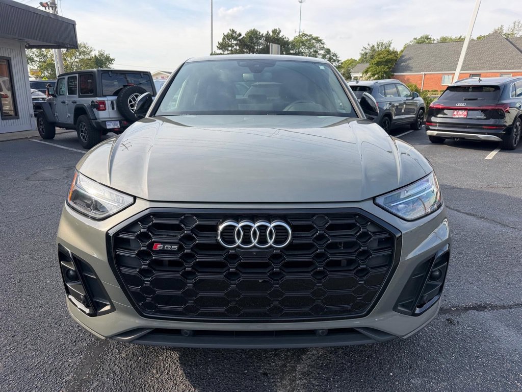 Used 2023 Audi SQ5 Premium Plus w/ Premium Plus Package AWD/4WD image 3