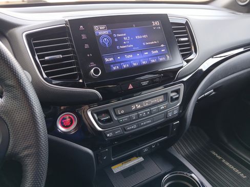 Used 2023 Honda Ridgeline Black Edition image 14