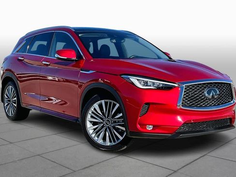 Used 2024 INFINITI QX50 Sensory image 2