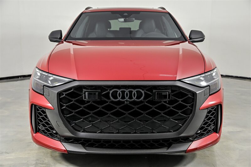 Used 2025 Audi RS Q8 performance AWD/4WD image 4