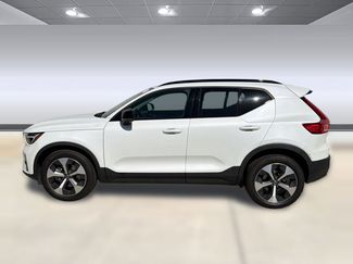 Used 2023 Volvo XC40 B5 Plus w/ Protection Package Premier video 2