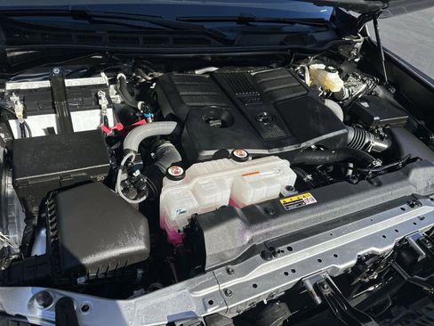 Used 2024 Toyota Tundra Limited image 12