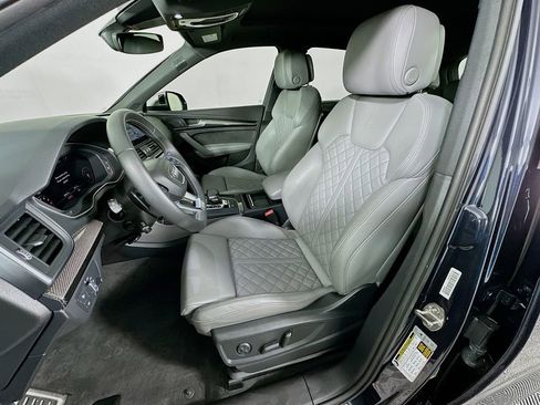 Used 2018 Audi SQ5 Premium Plus w/ Navigation Package AWD/4WD image 21
