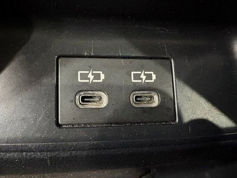 Used 2023 Toyota Corolla LE image 8