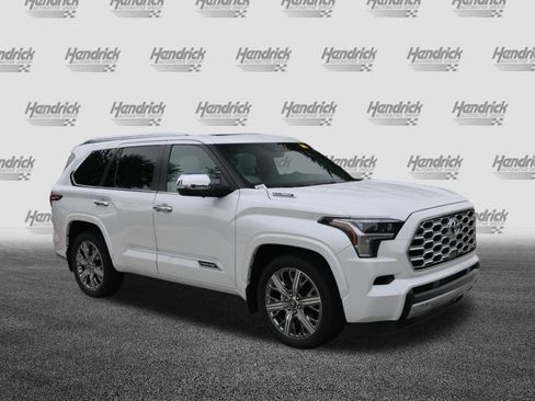 Used 2025 Toyota Sequoia Capstone w/ Tow Technology Package AWD/4WD image 2