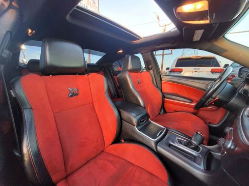 Used 2019 Dodge Charger Scat Pack w/ Dynamics Package image 9