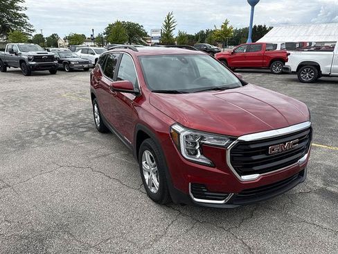 Used 2023 GMC Terrain SLE w/ Driver Convenience Package FWD image 46