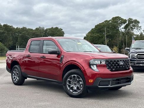 New 2025 Ford Maverick XLT w/ Equipment Group 302A image 9