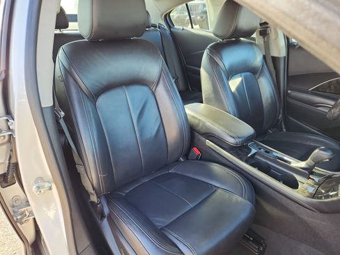 Used 2016 Buick LaCrosse Leather image 13