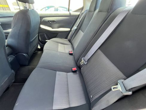 Used 2025 Nissan Sentra SV FWD image 21