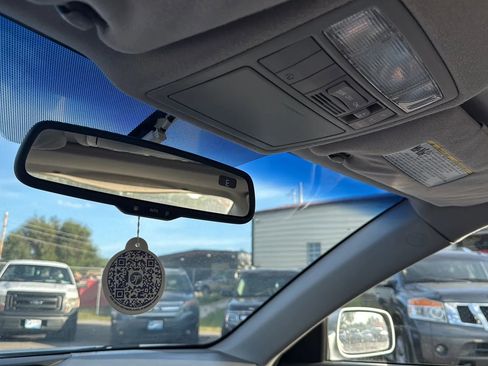 Used 2008 Toyota Camry XLE image 30