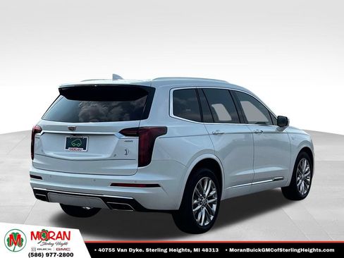 Certified 2023 Cadillac XT6 Premium Luxury FWD image 4